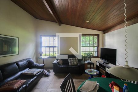 Casa à venda com 2000m², 4 quartos e 10 vagasEspaço Gourmet