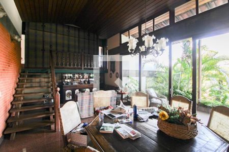 Casa à venda com 2000m², 4 quartos e 10 vagasSala de Jantar