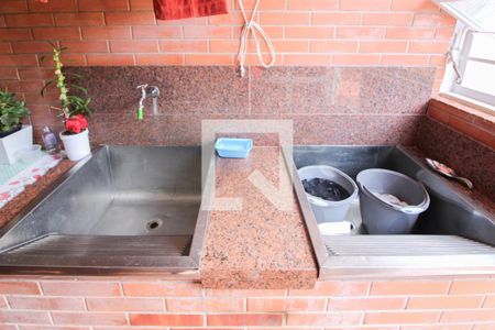 Casa à venda com 2000m², 4 quartos e 10 vagasÁrea de Serviço