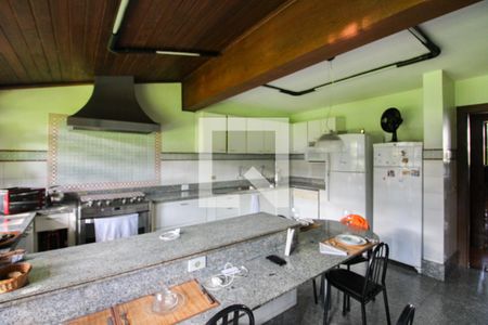 Casa à venda com 2000m², 4 quartos e 10 vagasCozinha