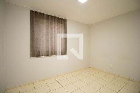 Quarto 1 de apartamento para alugar com 2 quartos, 50m² em Riacho Fundo Ii, Brasília