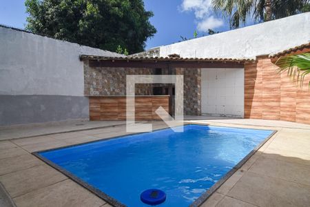 Casa à venda com 91m², 2 quartos e 2 vagas Casa à venda com 91m², 2 quartos e 2 vagasPiscina