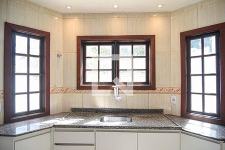 Casa à venda com 91m², 2 quartos e 2 vagas Casa à venda com 91m², 2 quartos e 2 vagasCozinha