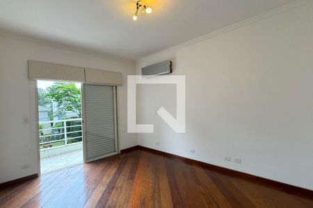 Casa de condomínio à venda com 700m², 5 quartos e 5 vagasSuíte 4