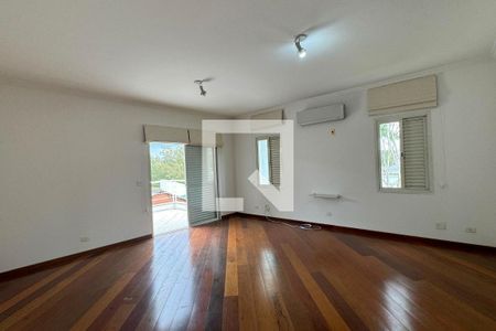 Casa de condomínio à venda com 700m², 5 quartos e 5 vagasSuíte 2
