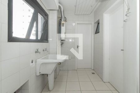 Apartamento à venda com 124m², 4 quartos e 2 vagas Apartamento à venda com 124m², 4 quartos e 2 vagasLavanderia