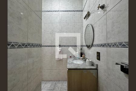 Casa à venda com 290m², 4 quartos e 2 vagasBanheiro Social 