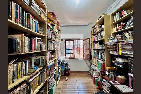 Casa à venda com 290m², 4 quartos e 2 vagasQuarto 4