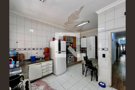 Casa à venda com 290m², 4 quartos e 2 vagasCozinha 