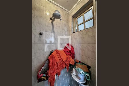 Casa à venda com 290m², 4 quartos e 2 vagasBanheiro de Serviço 