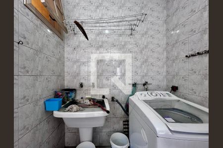 Casa à venda com 290m², 4 quartos e 2 vagasÁrea de Serviço