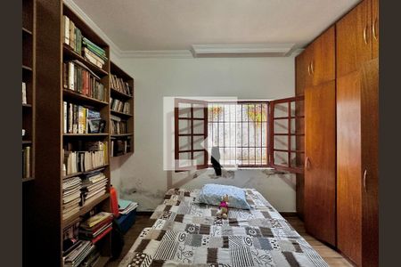 Casa à venda com 290m², 4 quartos e 2 vagasSuíte 2