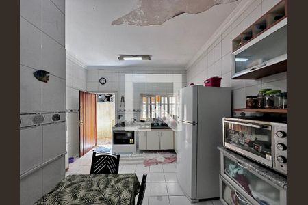Casa à venda com 290m², 4 quartos e 2 vagasCozinha 