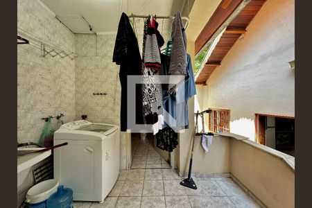 Casa à venda com 290m², 4 quartos e 2 vagasÁrea de Serviço