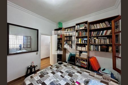 Casa à venda com 290m², 4 quartos e 2 vagasSuíte 2