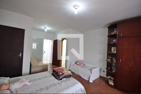 Casa à venda com 180m², 3 quartos e 2 vagasQuarto Suíte