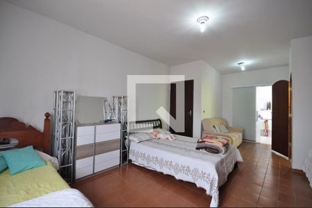 Casa à venda com 180m², 3 quartos e 2 vagasQuarto Suíte