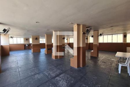 Apartamento à venda com 93m², 3 quartos e 1 vaga Apartamento à venda com 93m², 3 quartos e 1 vagaÁrea comum - Salão de festas