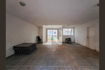 Apartamento à venda com 41m², 2 quartos e sem vagaÁrea comum