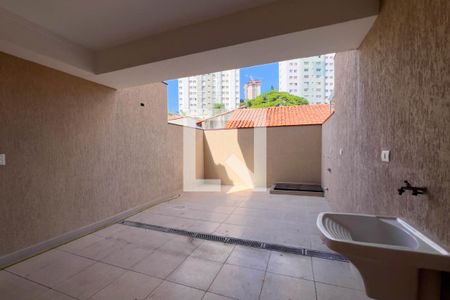 Casa à venda com 141m², 3 quartos e 3 vagas Casa à venda com 141m², 3 quartos e 3 vagasQuintal e área de serviço