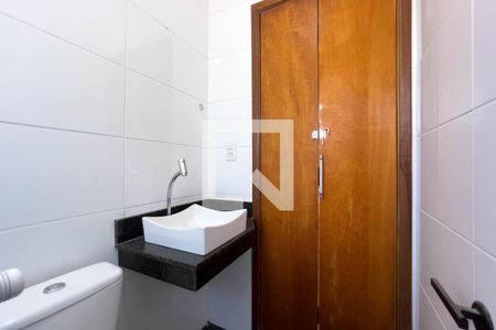 Casa à venda com 141m², 3 quartos e 3 vagas Casa à venda com 141m², 3 quartos e 3 vagasBanheiro do quarto 2