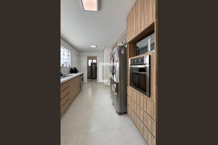 Casa de condomínio à venda com 385m², 4 quartos e 3 vagasCozinha