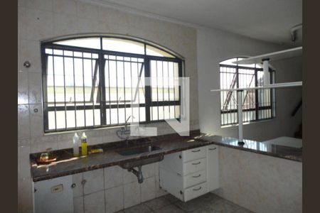 Casa à venda com 150m², 3 quartos e 4 vagas