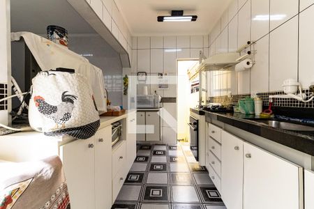 Casa à venda com 147m², 2 quartos e 3 vagas Casa à venda com 147m², 2 quartos e 3 vagasCozinha
