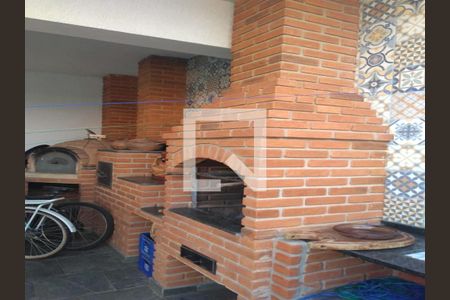 Casa à venda com 240m², 3 quartos e 5 vagas
