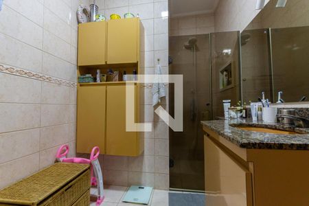 Casa à venda com 170m², 2 quartos e 2 vagas Casa à venda com 170m², 2 quartos e 2 vagasBanheiro