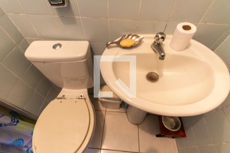 Casa à venda com 170m², 2 quartos e 2 vagas Casa à venda com 170m², 2 quartos e 2 vagasBanheiro de serviço