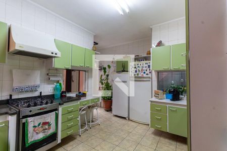 Casa à venda com 170m², 2 quartos e 2 vagas Casa à venda com 170m², 2 quartos e 2 vagasCozinha