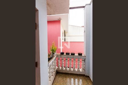 Casa à venda com 129m², 4 quartos e 2 vagas Casa à venda com 129m², 4 quartos e 2 vagasVaranda do Quarto