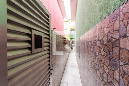 Casa à venda com 129m², 4 quartos e 2 vagas Casa à venda com 129m², 4 quartos e 2 vagasCorredor