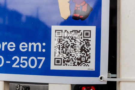 Casa à venda com 129m², 4 quartos e 2 vagas Casa à venda com 129m², 4 quartos e 2 vagas2PSP145-23