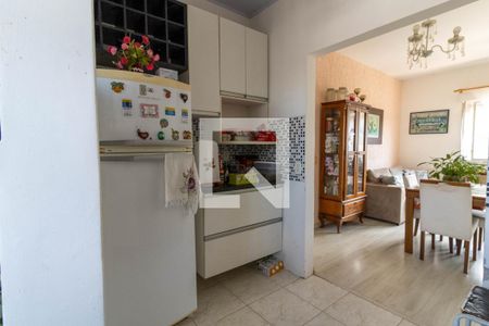 Apartamento à venda com 84m², 2 quartos e 1 vaga Apartamento à venda com 84m², 2 quartos e 1 vagaCozinha e Área de Serviço