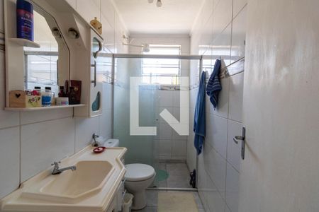 Apartamento à venda com 84m², 2 quartos e 1 vaga Apartamento à venda com 84m², 2 quartos e 1 vagaBanheiro