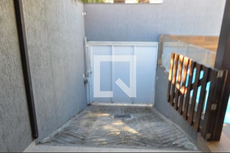 Casa de condomínio à venda com 250m², 2 quartos e 3 vagas Casa de condomínio à venda com 250m², 2 quartos e 3 vagasGaragem