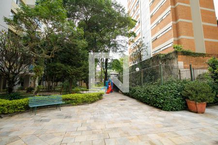 Apartamento para alugar com 250m², 3 quartos e 1 vaga Apartamento para alugar com 250m², 3 quartos e 1 vagaÁrea Comum - Jardim