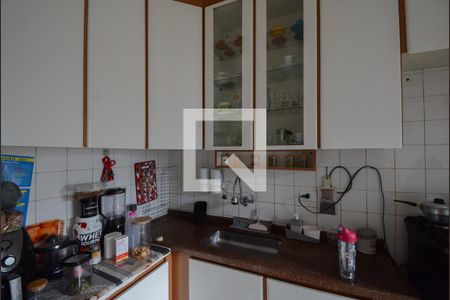 Apartamento à venda com 67m², 2 quartos e 1 vaga Apartamento à venda com 67m², 2 quartos e 1 vagaCozinha - Armários