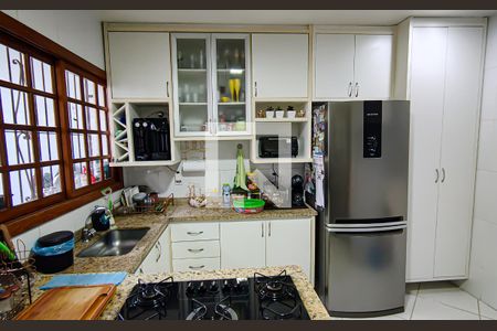 Casa à venda com 98m², 2 quartos e 2 vagascozinha