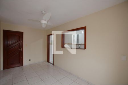 Sala de apartamento para alugar com 2 quartos, 54m² em Jardim Sulacap, Rio de Janeiro