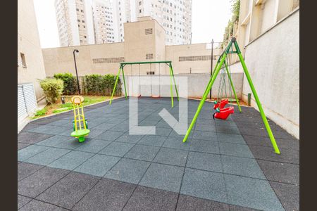 Apartamento à venda com 65m², 2 quartos e 1 vaga Apartamento à venda com 65m², 2 quartos e 1 vagaÁrea comum - Playground