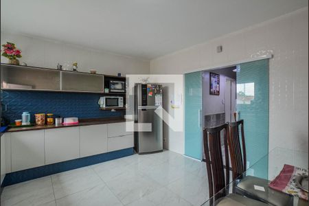 Casa à venda com 178m², 3 quartos e 4 vagas Casa à venda com 178m², 3 quartos e 4 vagasCozinha