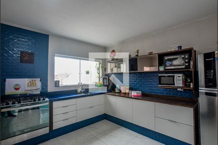 Casa à venda com 178m², 3 quartos e 4 vagas Casa à venda com 178m², 3 quartos e 4 vagasCozinha