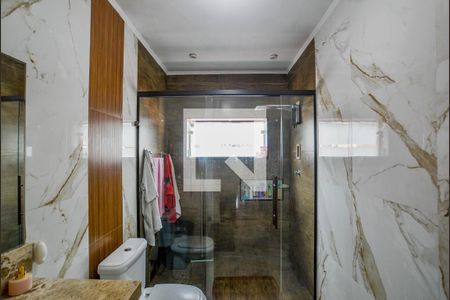 Casa à venda com 178m², 3 quartos e 4 vagas Casa à venda com 178m², 3 quartos e 4 vagasBanheiro