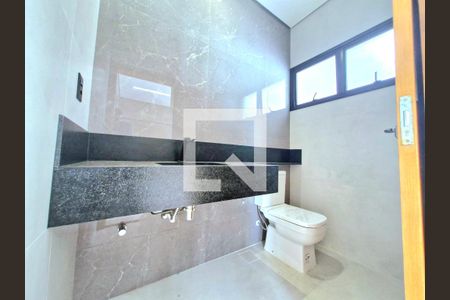 Casa de condomínio à venda com 225m², 4 quartos e 4 vagas Casa de condomínio à venda com 225m², 4 quartos e 4 vagasBanheiro social