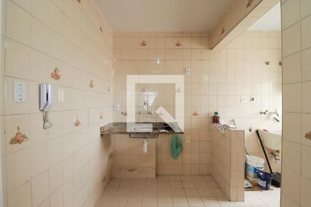 Apartamento à venda com 64m², 2 quartos e 1 vaga Apartamento à venda com 64m², 2 quartos e 1 vagaCozinha e Área de Serviço