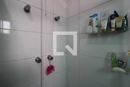 Casa de condomínio à venda com 132m², 2 quartos e 2 vagasBanheiro da Suíte - Box