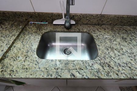 Casa de condomínio à venda com 132m², 2 quartos e 2 vagasCozinha - Pia